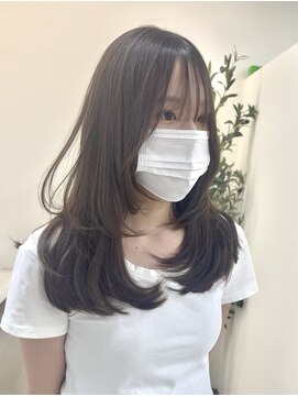 ユニ 江坂(Uni.) 20代30代40代 レイヤーカット 縮毛矯正 髪質改善