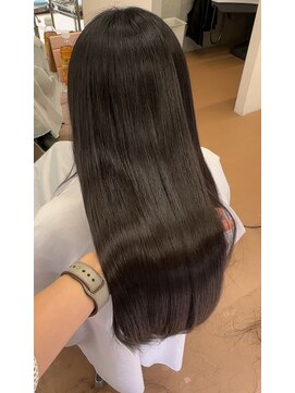 ヌエン 渋谷(NU/EN) さらつや髪質改善トリートメント