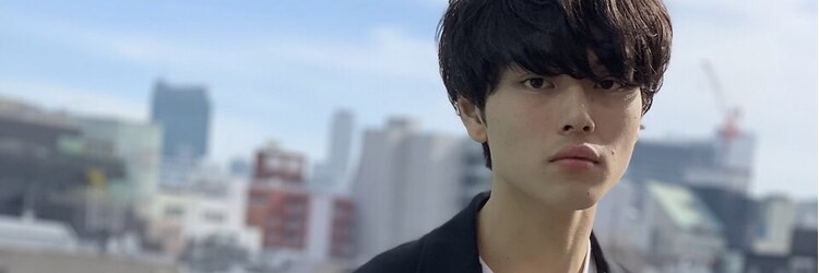 イスニック(Ysnic)のサロンヘッダー