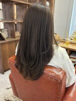 パル バイ ラベスト(Pal by lovest)&nbsp;オリーブグレージュ/レイヤーカット