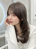 アイヴィ 表参道(IVY) 顔まわりレイヤー 髪質改善 オリーブグレージュ 透明感カラー