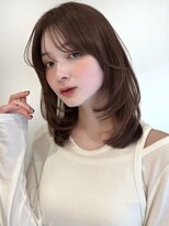 ローネス(LONESS) ワンカールで可愛いレイヤーカットと透明感たっぷりベージュ