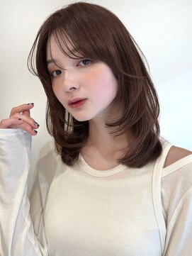 ローネス(LONESS) ワンカールで可愛いレイヤーカットと透明感たっぷりベージュ