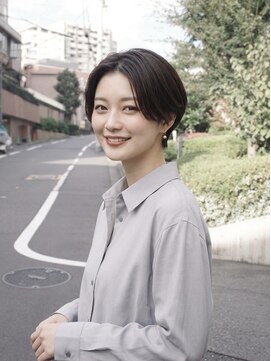 キビト(kibito) 新宿若松河田曙橋毛流れ丸みハンサムショート20代30代40代