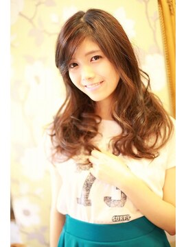 テテクルー(tete et clou) 褪色に負けないサマーカラー