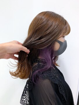 アッシュ 二子玉川店(Ash) インナーカラー×ミディアム×ガーネット