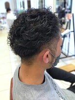 クアトログランシュ ひたちなか店(QUATRO×GranCieux)&nbsp;フェードくるくるパーマ