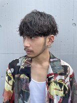 ツーブロック刈り上げ波巻きスパイラルパーマ