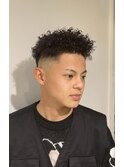 ブレイキングダウン TikTokイヌイさん髪型 パーマ
