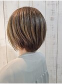 ハイトーンショートボブ