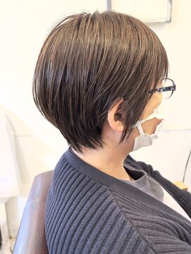 タイム(Time) 脱白髪染めカラー+ショートボブ