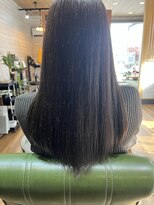 レック(REK) カラー毛のハイダメージから、サラサラ艶髪へ