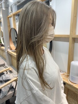 スクリバイタヒエ(SUKURI by tahie) #ミルクティー #レイヤーカット