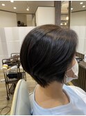 ショートボブ
