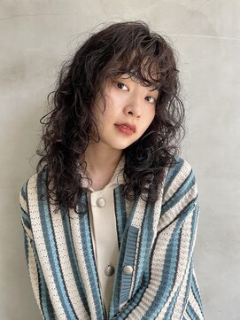 ナループロアオハナ(Nalu pu loa ohana) ロングパーマ/パーマ/レイヤー/レイヤーパーマ/顔まわりカット