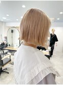 外ハネボブ/ホワイトブロンド/美髪/イメチェン