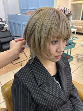 グラスペディア(graspedia) ブロンドウルフカット【広島派手髪】【広島ウルフカット】