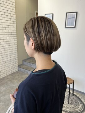 アットラップレーヴ(attrape-reve) 大人綺麗ワンブリーチで出来るシャドウルーツカラー