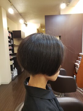 ヘアメイク ビス(Hair Make Bis.) ショートスタイル