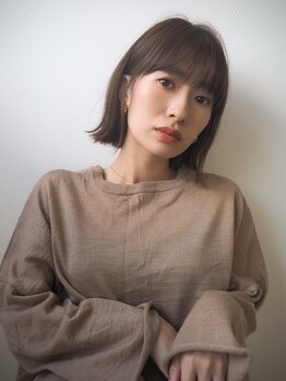 ビーチ 大宮店(Beach)の写真/話題の白髪ぼかしハイライトメニューが人気★一筋の光で魅せる、今だからこそ似合う大人の髪色を堪能♪