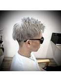 メンズ短髪×ホワイトシルバー