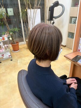 ヒラトヤ 肴町店 30代40代50代大人キレイ美シルエットツヤ感前下がりショートボブ