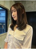 ベージュブラウン　ミディアムレイヤー