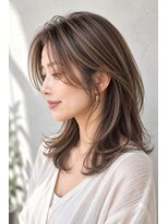 ハクア(HAKUA)&nbsp;40代50代◎艶感白髪ぼかしセミロング
