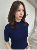 リベラル(liberal)&nbsp;アッシュブラウン 前髪無し 顔周りレイヤー 【20代/30代/40代】