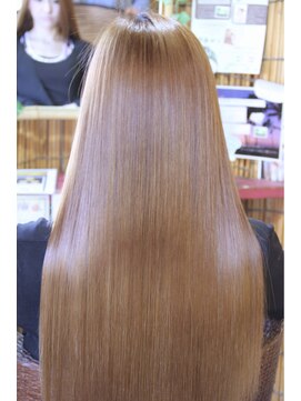 スリーピース 川越店(3piece) 髪ちりょう&ノーダメージ縮毛矯正!