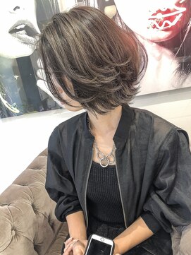 アマンドール(Aman D'or) トレンド◎ハイライト×ショートウルフ