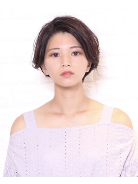カグヤ ヘアーリンク 森小路店(華月 Hair L.I.N.C.) 大人ショートヘアー