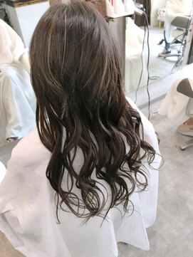 トゥエンティーフォー(24) カットせずにイメチェンするなら…プルエクステ☆