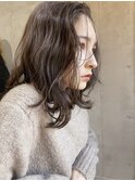 アッシュベージュ 抜け感ロブ