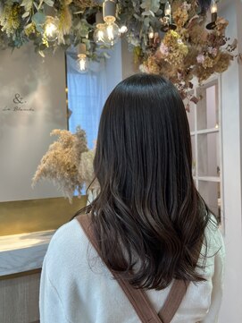 アンド ラ ブランシュ(&.La Blanche) ショコラベージュ/ベビーバング/ミディアムヘア/トリートメント