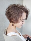 透明感のあるカラーとカットで作るショートスタイル☆