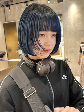 イリ(iLi) 【iLi×REN】ブルージュ/ネイビーカラー/顔周りカット