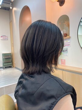 ロウバイレボ 柏(lou by revo) ミディアム/韓国風/レイヤーカット/顔回りカット/柏駅