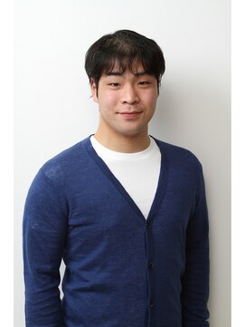 ビジネスでも洒落た雰囲気に振り下ろしバング