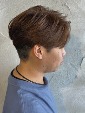 ニアウ 高崎店(Niau) メンズセンターパートニュアンスパーマ群馬高崎眉毛韓国刈り上げ