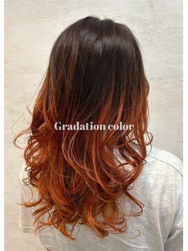 アヴァンセスパスリードット(Avance Spa three.) Gradation color