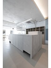 カウンターのカラーブース