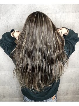 アミ(Ammi) ◆ハイライト/レイヤー/イルミナカラー/髪質改善/縮毛矯正