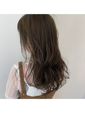 トリート 妙典店(TREAT) ロング×ベージュ