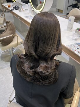 カノン(kanon hair&beauty) 透明感アッシュベージュ