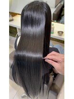 リジー 京橋(LYZY)&nbsp;黒髪/グレージュカラー/ココアベージュ/［大阪京橋］