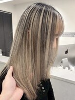 ルーブ トウキョウ(Loob. TOKYO) 池袋ブリーチハイトーンカラーブロンドデザインカラーシルバー