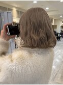 ボブ ミルクティーベージュ ハイトーンボブ ダブルカラー