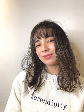 リバレッジ 広尾(Leverage) ラフな大人のモテスタイル