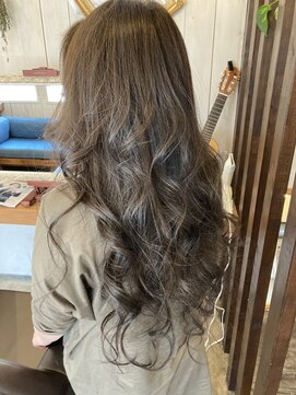アイディールヘアデザイン(ideal hair design) グレイカラー褪色にオンカラー